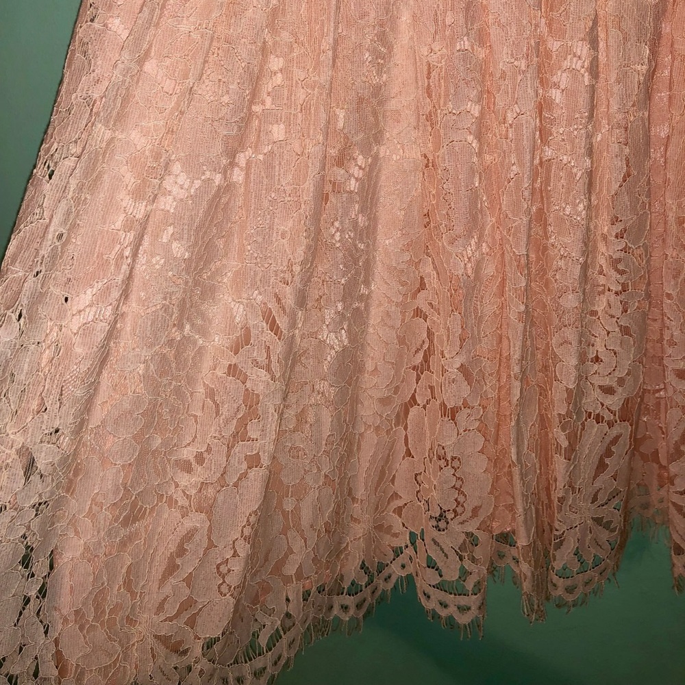 Dress - Picture 4 of 6